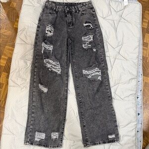 Distressed Black Denim Jeans R27